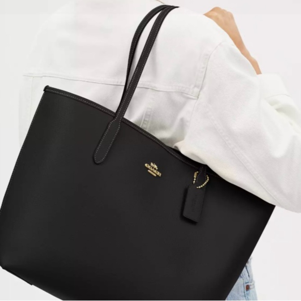 Coach 🖤 leather Tote bag New - Picture 13 of 13